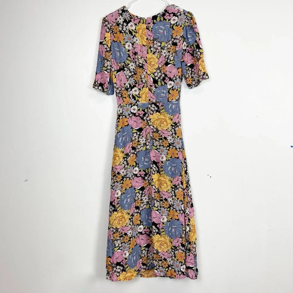 NEW Wayf Dress Womens Small Rosalind Cheetah Print Tie Front Floral Multi NWOT - Picture 2 of 9